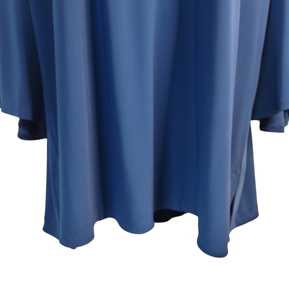 By JJ Blouse Women's Blue Flare Sleeve 1/4 Zipper Stretch Blouse Size XL - Picture 5 of 10